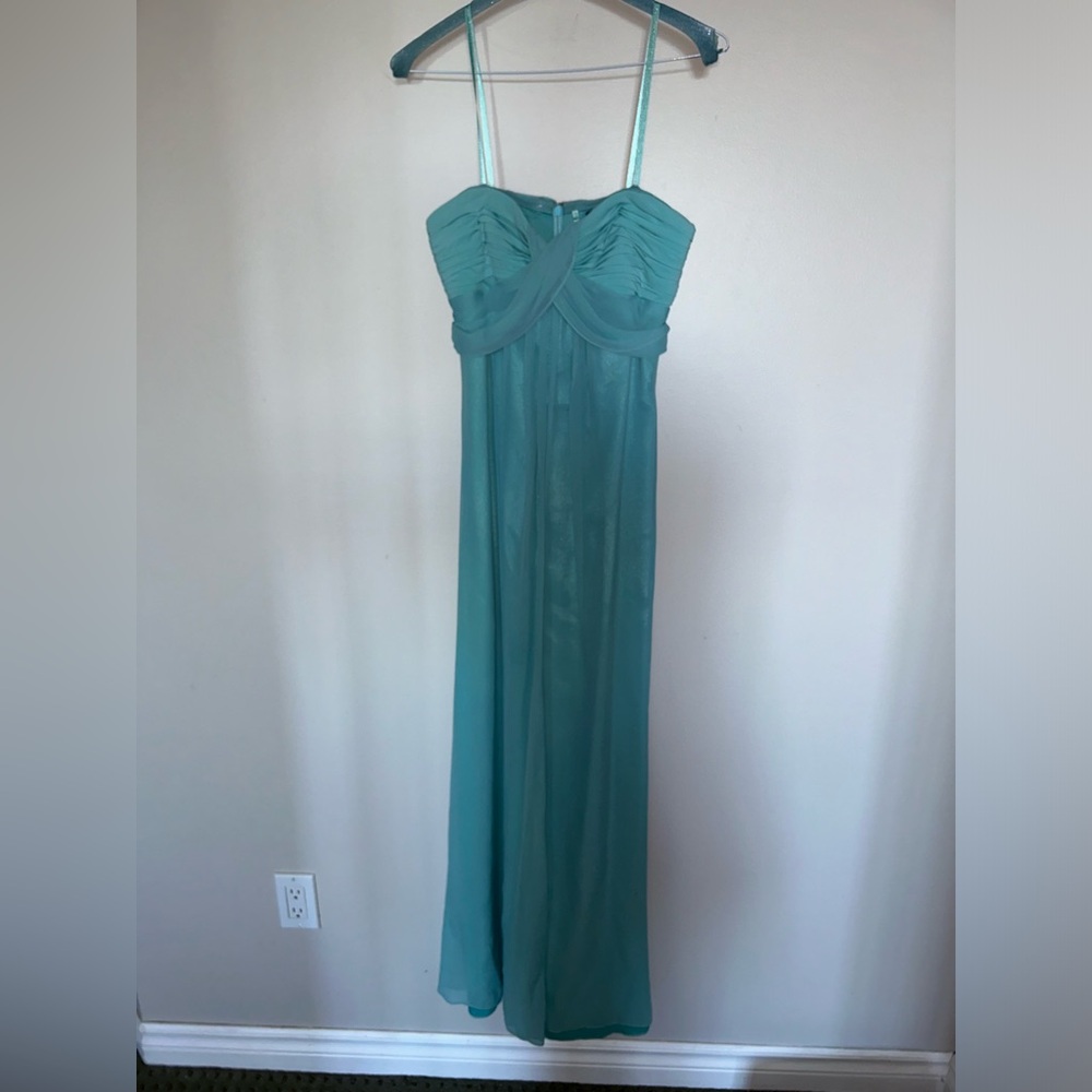BCBG Max Azria 100% silk Teal Prom/Gown Dress